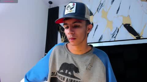 Snapshot of dikey_18 chatting on 02-06-25, 08:34 dikey_18 online show from 02-06-25, 08:34