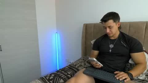 Snapshot of dilan_coy chatting on 05-12-26, 09:01 Dilan Coy online show from 05-12-26, 09:01
