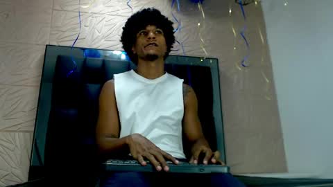dilan_hall online show from 05-26-26, 03:13