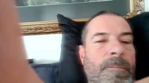 Snapshot of dilf_4u chatting on 03-12-25, 07:49 Hot Penis online show from 03-12-25, 07:49