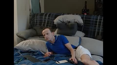 Dilldough405 online show from 10-04-25, 03:04