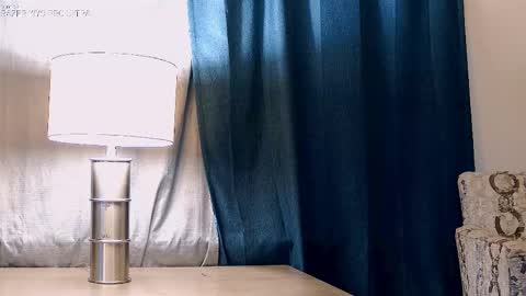 Dilldough405 online show from 10-28-25, 02:31