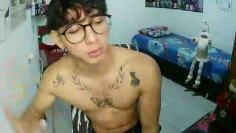 dillom420 online show from 12-16-25, 06:24