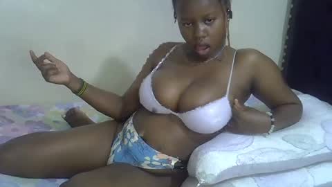 Snapshot of dime010 chatting on 01-25-25, 09:46 dime online show from 01-25-25, 09:46