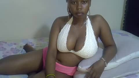 Snapshot of dime010 chatting on 02-19-25, 10:53 dime online show from 02-19-25, 10:53