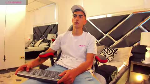 Cristian online show from 12-28-24, 05:35