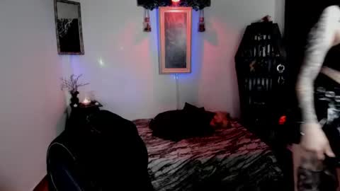 dimmuanddarkness online show from 06-19-26, 10:08