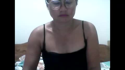 Snapshot of dimple_42 chatting on 05-28-26, 09:23 Dimple online show from 05-28-26, 09:23