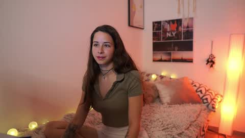 Snapshot of dina_caguimbal chatting on 03-08-26, 12:42 Dina online show from 03-08-26, 12:42