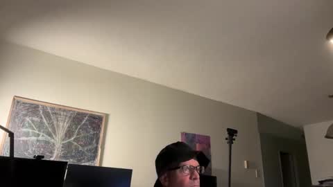 dinger773 online show from 03-26-26, 01:33