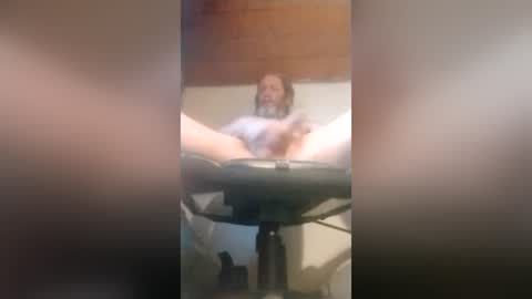 Snapshot of dinnyk chatting on 06-18-26, 12:31 dinnyk online show from 06-18-26, 12:31