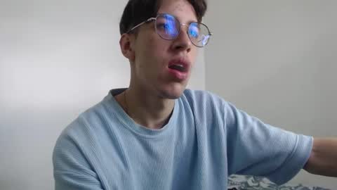 Snapshot of dio_star chatting on 11-26-25, 01:34 Dio online show from 11-26-25, 01:34