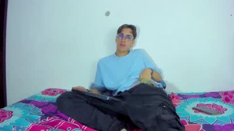 Snapshot of dio_star chatting on 11-27-25, 12:07 Dio online show from 11-27-25, 12:07