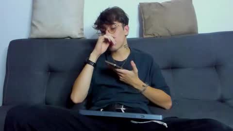 Snapshot of dio_star chatting on 12-20-25, 12:34 Dio online show from 12-20-25, 12:34