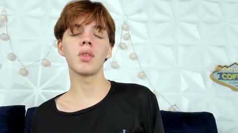 Snapshot of dioniso_69 chatting on 02-11-25, 09:25 apollo online show from 02-11-25, 09:25