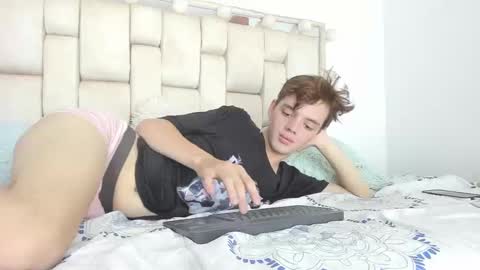 Snapshot of dioniso_69 chatting on 09-15-25, 08:31 apollo online show from 09-15-25, 08:31