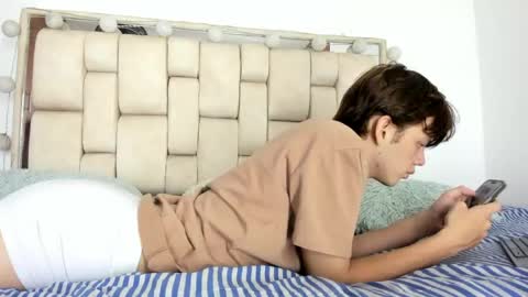 apollo online show from 04-12-26, 01:27