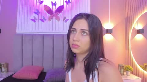 Cristal  online show from 01-25-25, 03:19