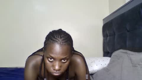 Snapshot of dirtybugg chatting on 06-07-26, 03:05 dirtybugg online show from 06-07-26, 03:05