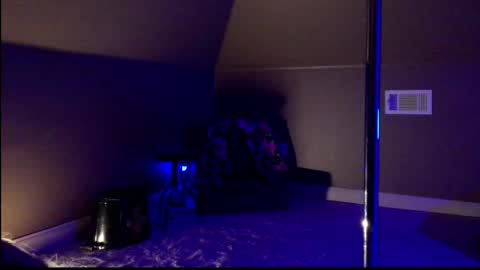 Daisy Wylde online show from 03-11-25, 06:32