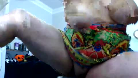 Daisy Wylde online show from 10-05-25, 05:22