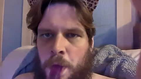 Dirtydog online show from 10-31-25, 09:05