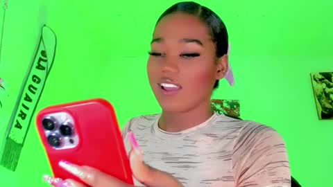 Naomy  online show from 10-04-25, 05:05