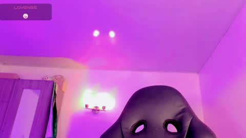 Naomy  online show from 07-09-26, 03:21