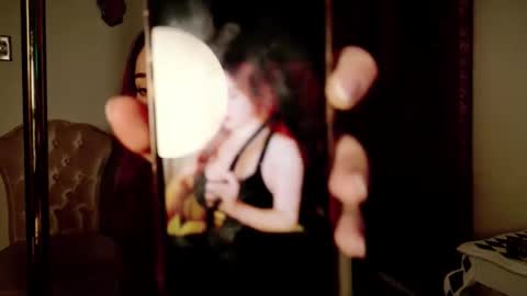 Snapshot of dirtylaneyjane chatting on 12-20-25, 05:14 Laney Jane online show from 12-20-25, 05:14