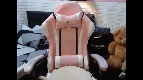 Snapshot of dirtylexa31 chatting on 01-26-25, 01:58 LEXA online show from 01-26-25, 01:58