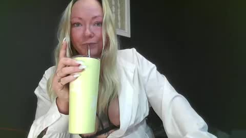 Snapshot of dirtylittlejess chatting on 10-04-25, 09:29 dirtylittlejess online show from 10-04-25, 09:29
