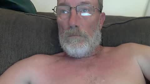 Snapshot of dirtynastyoldman chatting on 09-21-25, 02:46 dirtynastyoldman online show from 09-21-25, 02:46