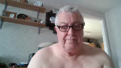 Fergus online show from 06-15-26, 11:01