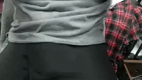 Snapshot of dirtytalkmke chatting on 01-06-25, 09:32 dirtytalkmke online show from 01-06-25, 09:32