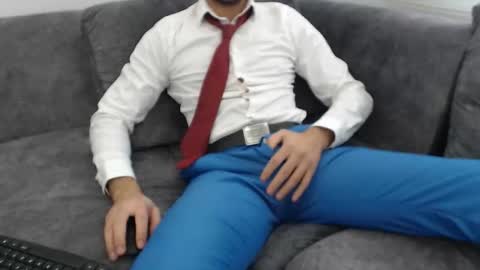 dirtyybooyy77 online show from 12-01-25, 11:37