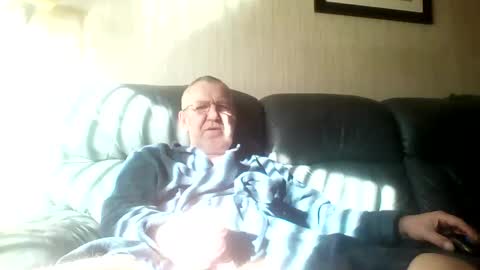 Snapshot of discovery63 chatting on 03-14-26, 09:37 discovery63 online show from 03-14-26, 09:37