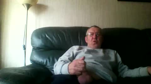 Snapshot of discovery63 chatting on 04-04-26, 04:15 discovery63 online show from 04-04-26, 04:15