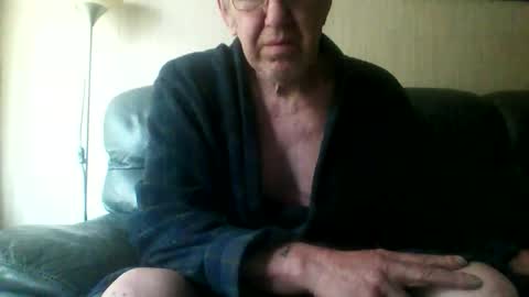 Snapshot of discovery63 chatting on 05-20-26, 08:42 discovery63 online show from 05-20-26, 08:42