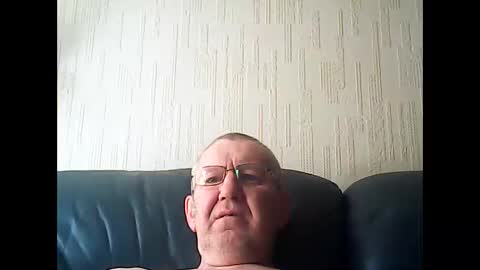 Snapshot of discovery63 chatting on 05-31-26, 09:49 discovery63 online show from 05-31-26, 09:49