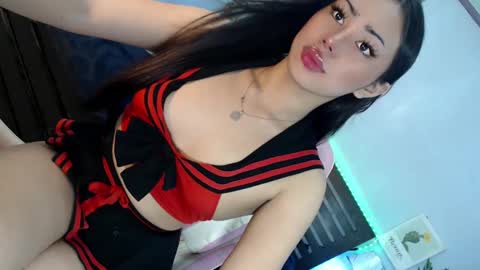 Snapshot of disneycum69_bella chatting on 03-04-25, 10:57 disneycum69_bella online show from 03-04-25, 10:57
