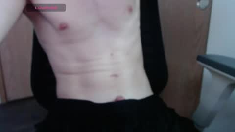 Snapshot of disorderlyslut chatting on 05-12-26, 07:22 disorderlyslut online show from 05-12-26, 07:22