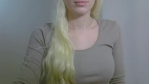 DitaMilton online show from 11-15-25, 10:04