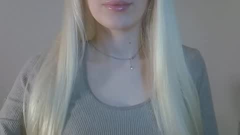 DitaMilton online show from 06-03-26, 08:47