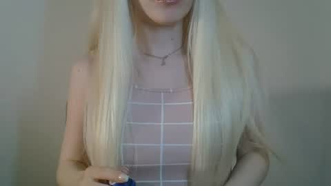 DitaMilton online show from 06-26-26, 07:29