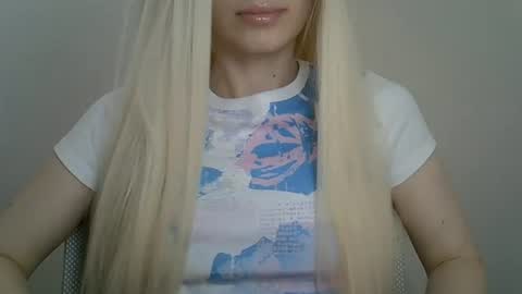 DitaMilton online show from 07-15-26, 10:20