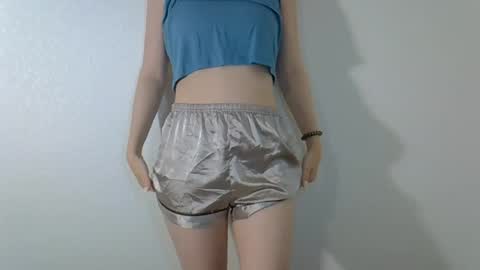 DitaMilton online show from 07-21-26, 07:49