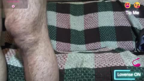 Snapshot of ditrihcarl chatting on 06-25-26, 04:11 CARL online show from 06-25-26, 04:11