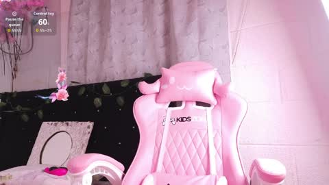 diva_x03 online show from 04-12-26, 01:21