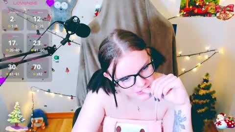 Snapshot of divamarisa chatting on 01-10-25, 10:04 Maria online show from 01-10-25, 10:04