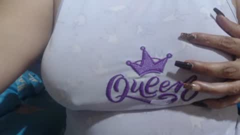 Snapshot of diviina chatting on 06-01-26, 12:56 diviina online show from 06-01-26, 12:56